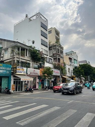 Bán Nhà MT 373 Điện Biên Phủ F4 Q3 13x18 (241m2) Hướng Tây Bắc vuông v