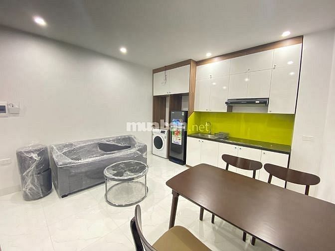 Cho thuê căn hộ cao cấp full đồ tại phố Đội Nhân- quận Ba Đình