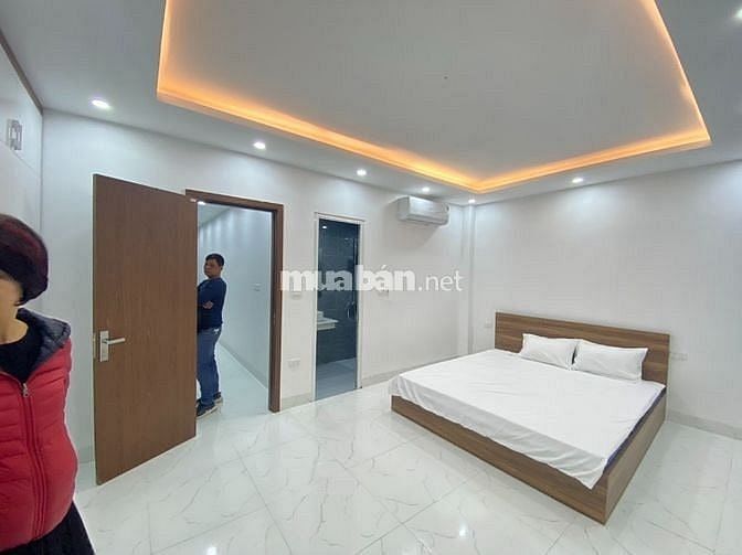 Cho thuê căn hộ cao cấp full đồ tại phố Đội Nhân- quận Ba Đình