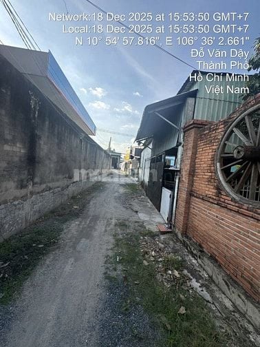 Chính chủ bán gấp nhà và đất 1 sẹc cách mặt tiền Đỗ V Dậy 20m, Hóc Môn