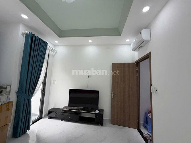 Nhà MỚI Đúc 2 Lầu,st- HXH Trường Chinh-Tân Bình. DT 4.8x12- nhỉnh 8 TỶ