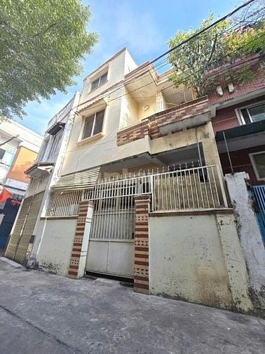 Hót Hót- Hẻm4m Đẹp Hoàng Văn Thu- DT 5x8.5m-CN 39m2- 1 Lầu- Nhỉnh 5 TỶ