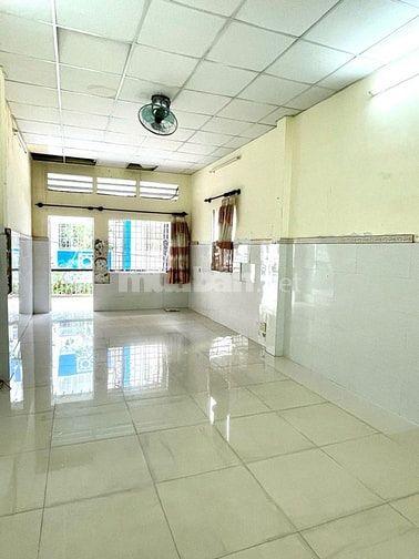 GIẢM SÂU 900 TRIỆU  BÁN NHÀ THIÊN PHƯỚC TÂN BÌNH  XE TẢI TẬN CỬA 