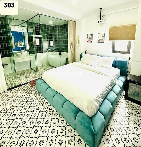 Bán nhà đang kd khách sạn dòng tiền tốt, ngay Emart p5, gv, 12 phòng