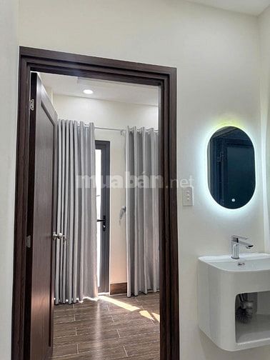 Siêu Phẩm MỚI-FULL Nội Thất- Mini nhỉnh 4 TỶ- Hẻm Cách Mạng Tháng 8