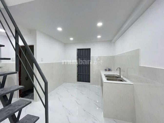 Bán nhà góc hẻm ô tô 59/49 Mã Lò, 4x8.4m, cấp 4, giá 3.7 tỷ