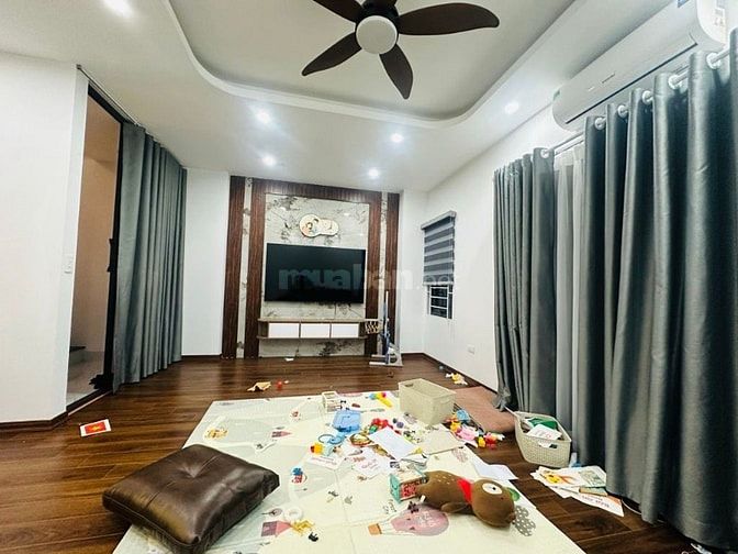 BÁN NHÀ DT 40M, GIÁ 6 TỶ 250 TRIỆU, NHÀ ĐẸP 5 TẦNG PHƯỜNG THƯỢNG CÁT