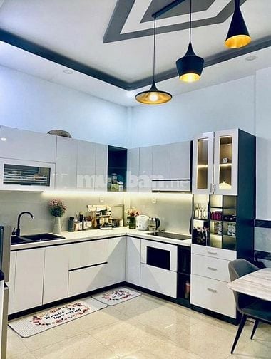 Bán nhà hẻm Tỉnh Lộ 10, DT 4x13m, 2 tấm, giá 4.5 tỷ