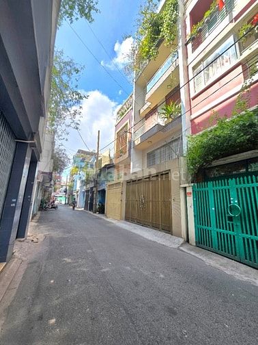 HXH8m Lý Thường Kiệt- Sát Lữ Gia- DT 5.5x15- Đúc 5 Tầng nhà còn MỚI