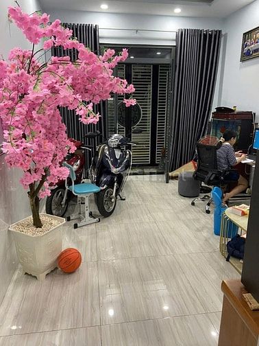 Bán nhà Lê Trọng Tấn- Tân Phú. Dt 3.8x12- 1 Lầu ở ngay- Nhỉnh 5 TỶ