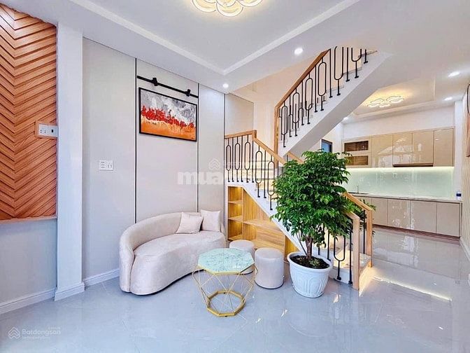 bán gấp nhà giá rẻ đường Ung Văn Khiêm quận Bình Thạnh 60m2 1ty8