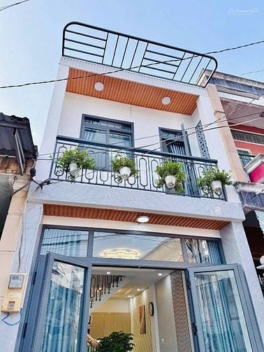 bán gấp nhà giá rẻ đường Ung Văn Khiêm quận Bình Thạnh 60m2 1ty8