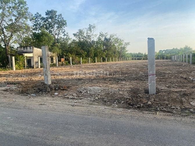 Đất MT đường 8, Long Phước Q9, dt 1000m2 giá 9.7 tỷ