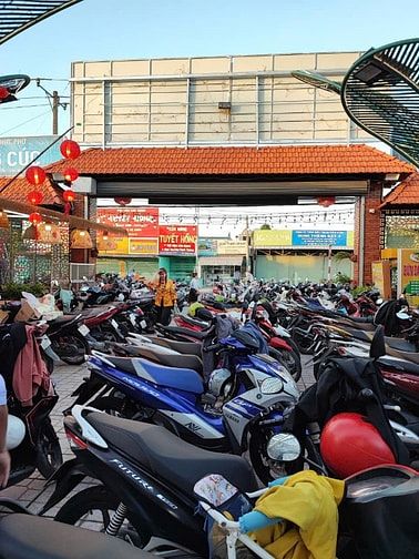 Sang/Cho Thuê Mặt Bằng 1200m² Làng Ẩm Thực Hồng Cúc Gần KCN Giao Long