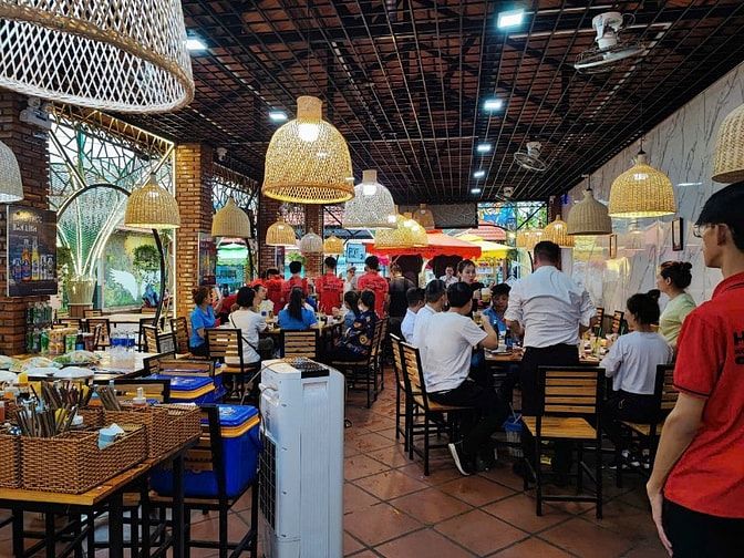 Sang/Cho Thuê Mặt Bằng 1200m² Làng Ẩm Thực Hồng Cúc Gần KCN Giao Long