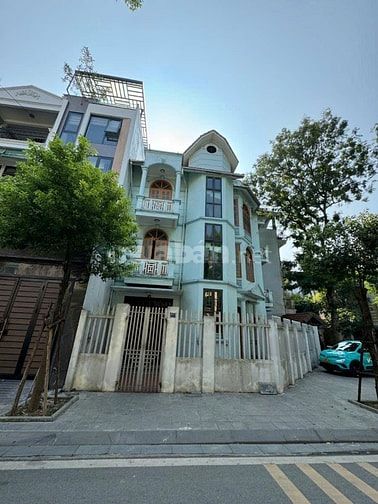 Bán nhà lô góc 3 mặt thoáng kim cương KĐT Định Công, 112m2, 56 tỷ