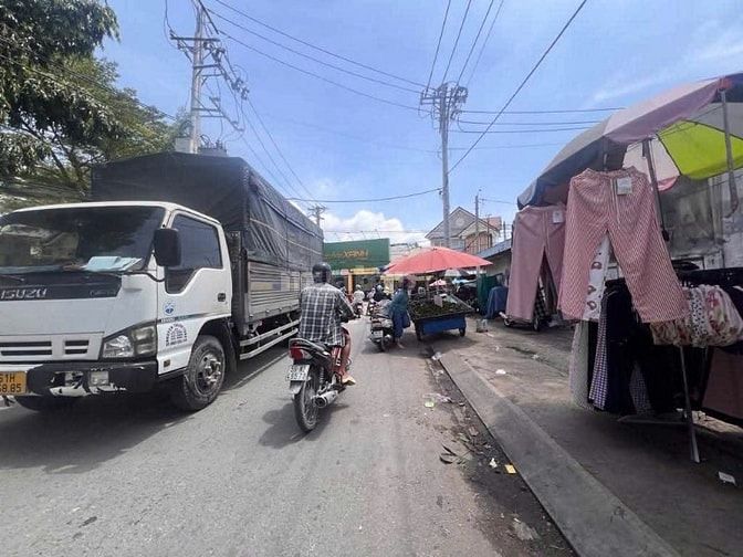 Bán Nhà hẻm xe hơi Đậu cửa Trịnh Thị dối ngay Chợ Gấu và Nhà Thờ Tân đ