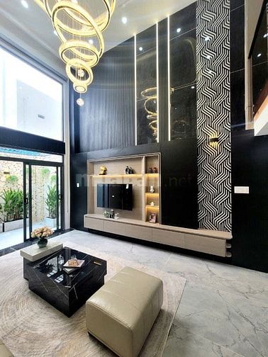 Nhà Chính Chủ. SHR. Đường Thạnh Xuân 25. Giá: ( 8.9 )tỷ