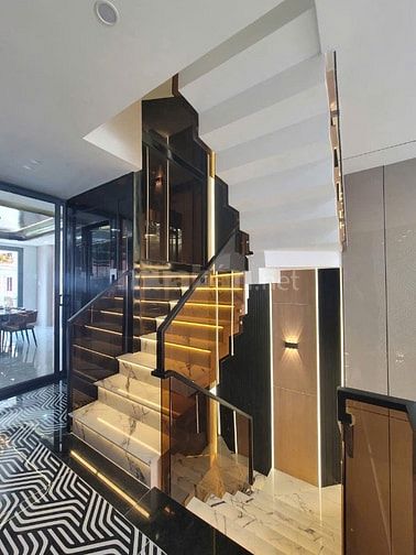 Nhà Chính Chủ. SHR. Đường Thạnh Xuân 25. Giá: ( 8.9 )tỷ