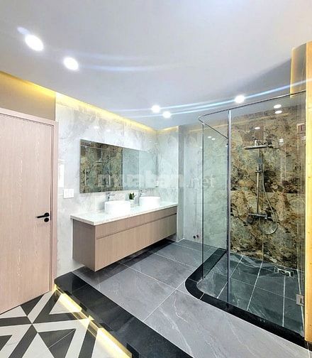 Nhà Chính Chủ. SHR. Đường Thạnh Xuân 25. Giá: ( 8.9 )tỷ