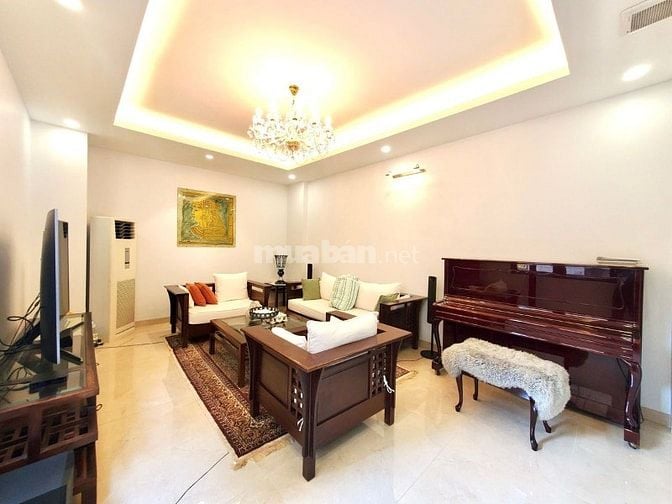 Chỉ 140 triêu/m2 nhà mới 5T thang máy gần mặt phố kinh doanh0968119926