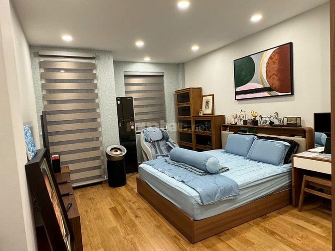 BÁN NHÀ MẶT TIỀN ĐƯỜNG ĐINH TIÊN HOÀNG, QUẬN 1