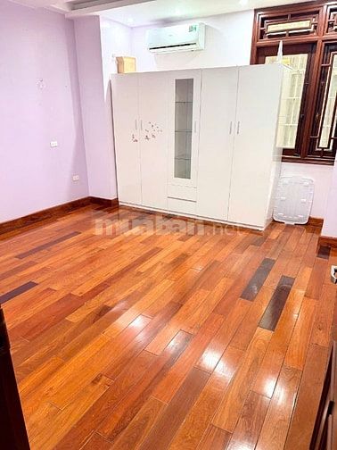 Cho thuê nhà 80m2 x 4T Trần Đại Nghĩa, Hai Bà Trưng, MT 8m, giá 5x tri