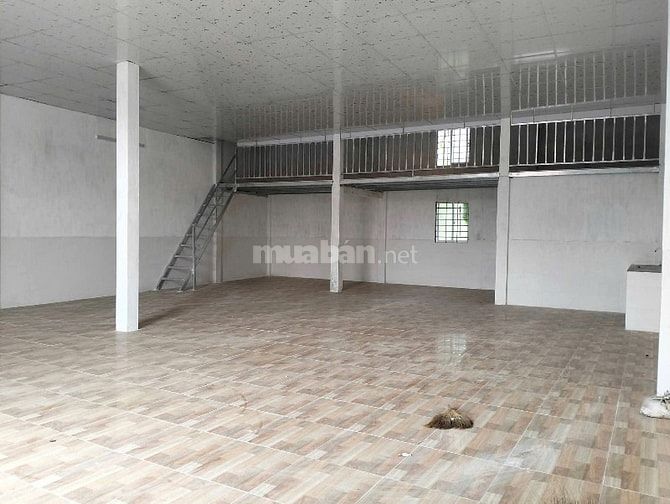 Cho thuê Mặt tiền qlộ 60.hướng bùng binh hàm luông về cầu Cái Cấm