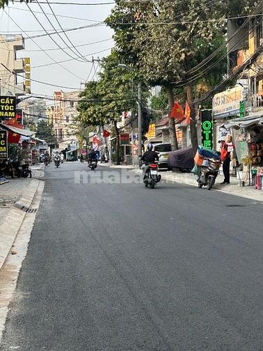 BÁN NHÀ - GÓC 2 MẶT TIỀN - ĐƯỜNG NGUYỄN TUYỂN - BÁN 15 TỶ