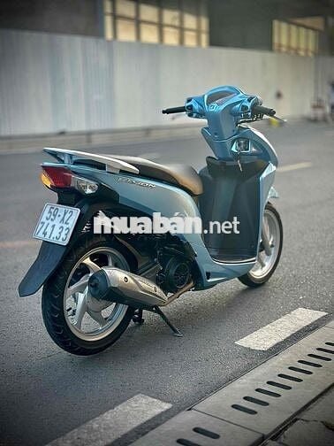 Honda Vision Xanh băng