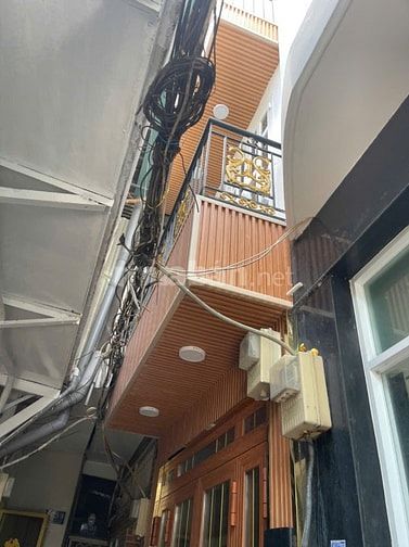 Nhà mới chính chủ 166/22A/6B Hồ Bá Kiện, phường 15, quận 10