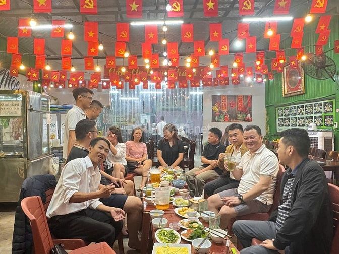 Cho thuê nhà mặt phố Nguyễn Hữu Thọ, 468m2, làm nhà hàng bia, giá 45tr