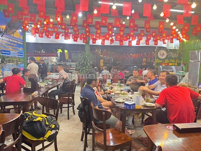 Cho thuê nhà mặt phố Nguyễn Hữu Thọ, 468m2, làm nhà hàng bia, giá 45tr