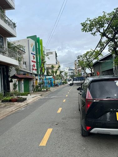 Cho thuê nhà nguyên căn 1 lửng 3 tầng , ô tô vào nhà