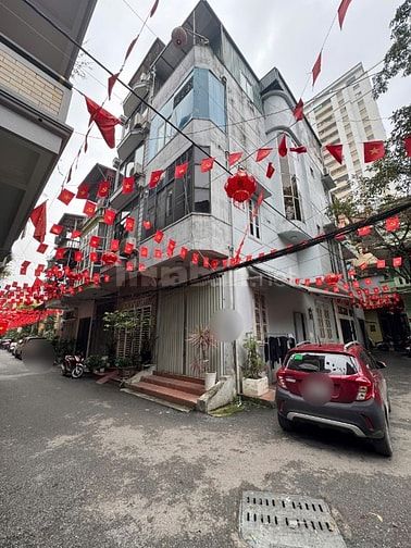 Nhỉnh 11 tỷ có ngay nhà Lô góc, cạnh sân chơi, Ô tô vào tận nơi