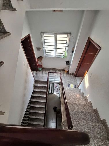 Nhà mặt tiền đường Đoàn Văn Bơ giá siêu tốt 