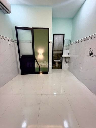 CẦN BÁN GẤP NHÀ MỚI 3 TẦNG GIÁ RẺ - CHÍNH CHỦ