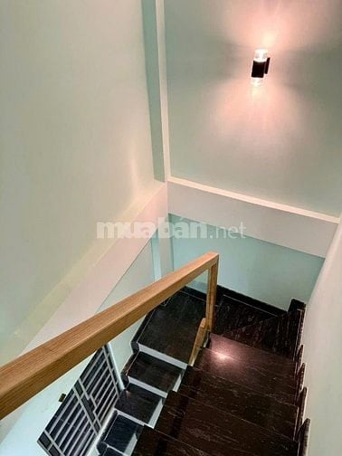 CẦN BÁN GẤP NHÀ MỚI 3 TẦNG GIÁ RẺ - CHÍNH CHỦ