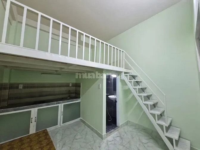 Ông chú đang ngọp, cần bán Căn hộ dịch vụ 4 tầng ĐS8 Hiệp Bình Phước