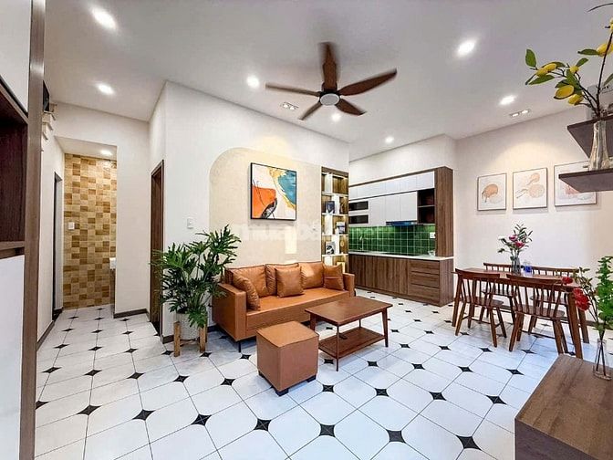 Siêu Phẩm Hiếm 52m2, ngang 6,4m x 8m nở hậu 7m, Bùi Đình Tuý BT