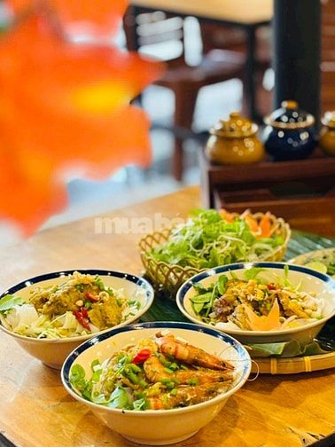 Tuyển gấp nhân viên phụ bếp, phục vụ quán ăn Mỳ Quảng Đà Nẵng 43