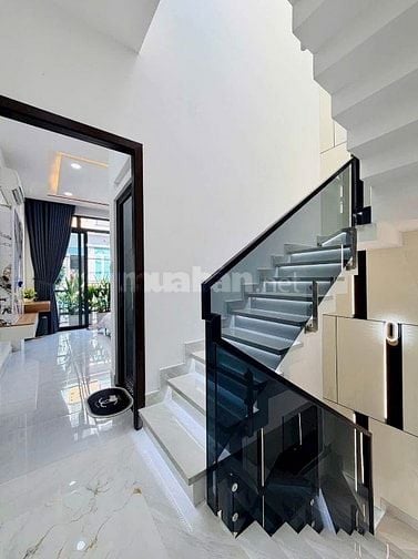 Duy nhất căn nhà 48m2 Đ.Nguyễn Văn Lượng Gò Vấp giá 3,550 tỷ gần LOTTE