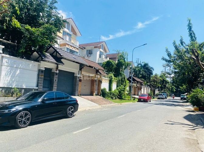 Siêu ngon! Ban lô biệt thự Nam Long Trần Trọng Cung 10 x 22m, Giá 30.5