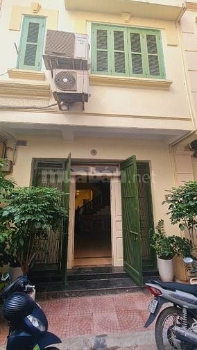 Cần bán nhà phân lô ngõ phố Trần Quý Cáp - Ngô Sĩ Liên phường Văn Miếu