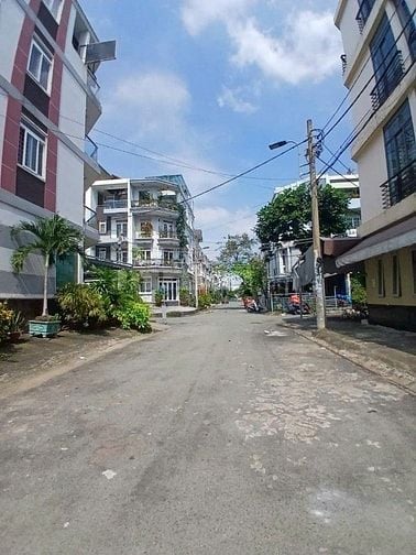 MT đường 25 KDC Bình Phú 1 4.5x20 3 lầu