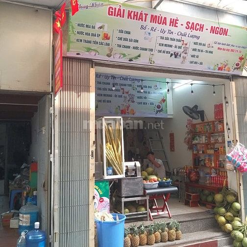 Kính mời quý khách đến cửa hàng giải khát ngõ 79 Cầu Giấy Hà Nội 