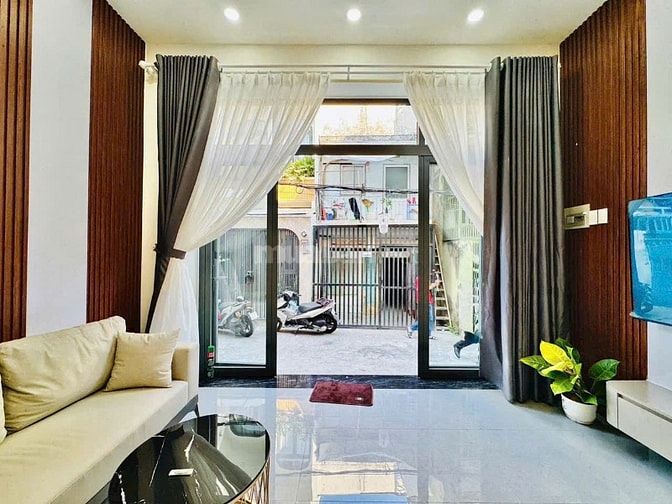 SIÊU HOT - BÁN NHÀ BÌNH THẠNH NGAY HÀNG XANH, 4.5x11.5, SHR CHỈ 6 TỶ 