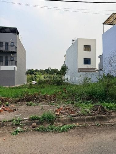 Lô đất nhà phố KDC Đông dương, đường Bưng Ông Thoàn, Phú Hữu giá tốt