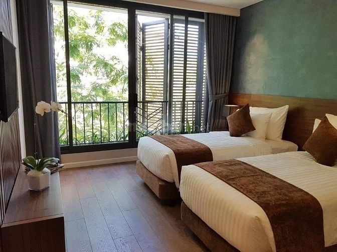 Cho thuê khách sạn Phố Cổ, 11 phòng, mới 100% 