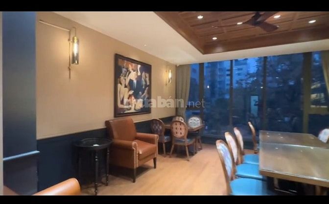 Cho thuê nhà mặt phố biệt thự Nguyễn Thị Định, 250m2 x 4T, MT 16m